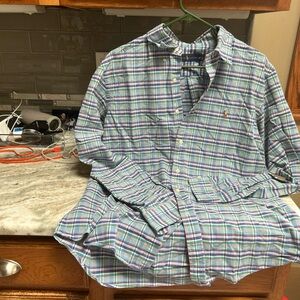POLO Ralph Lauren Dress Shirt Size large . Classic Fit 100% Cotton. Blue paid